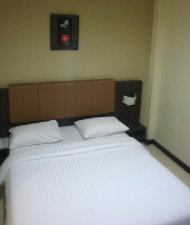 Royal Mamberamo Hotel Sorong Chambre photo