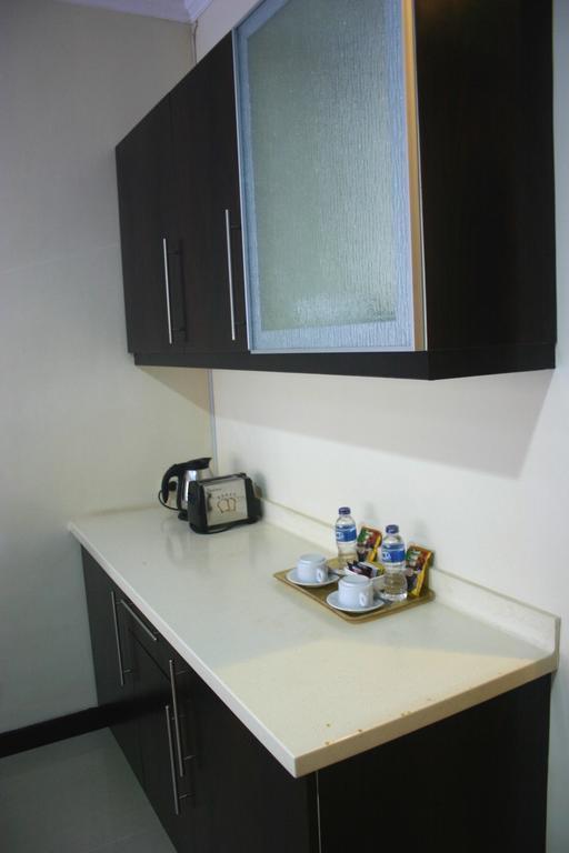 Royal Mamberamo Hotel Sorong Chambre photo